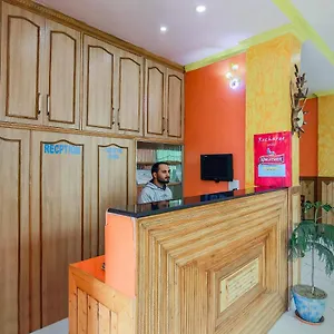 Oyo 14460 Park *** Shimla